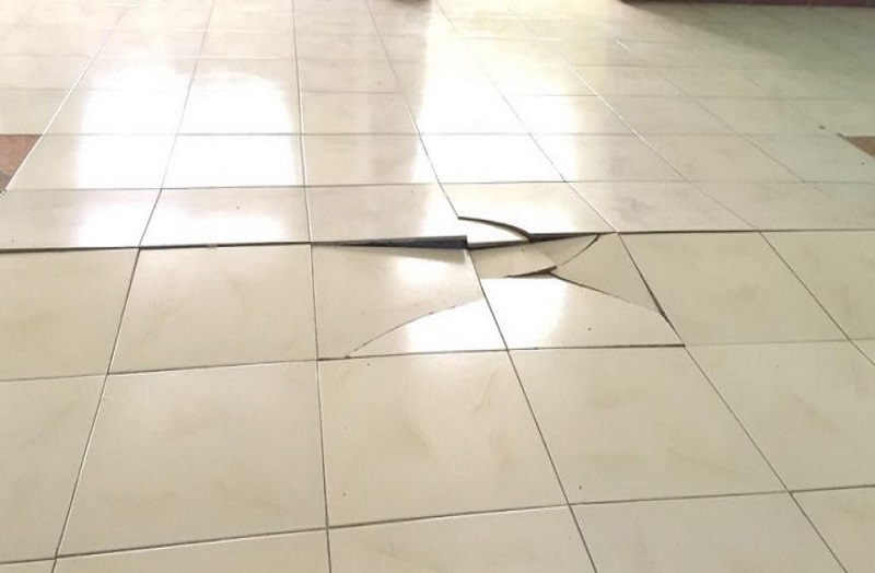 Nguyên nhân và cách khắc phục hiện tượng nền nhà bị phồng